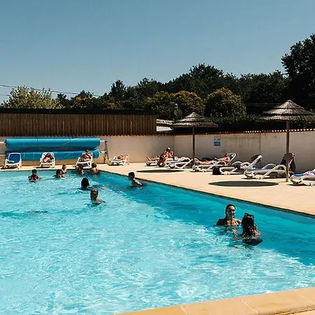 Mobil Avec Terrasse Pour 6 Personnes à Dolus-d'oléron - Api-1-52-1441 * Dolus d'Oléron