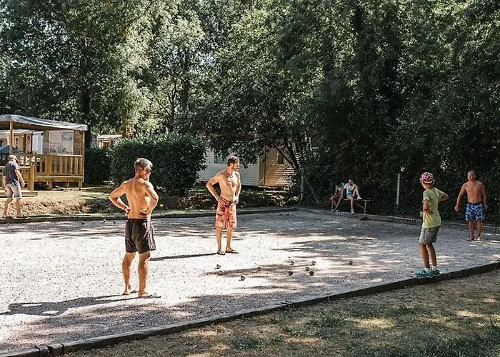 Parque de Campismo Mobil Avec Terrasse Pour 6 Personnes à Dolus-d'oléron - Api-1-52-1441