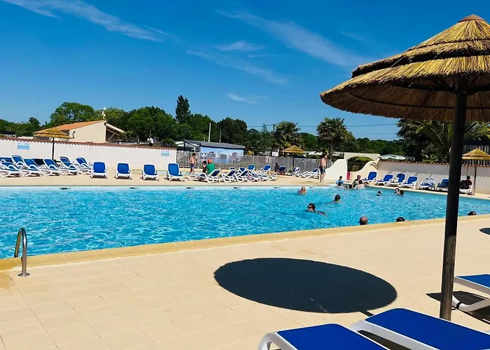 Mobil Avec Terrasse Pour 6 Personnes à Dolus-d'oléron - Api-1-52-1441 Parque de Campismo *